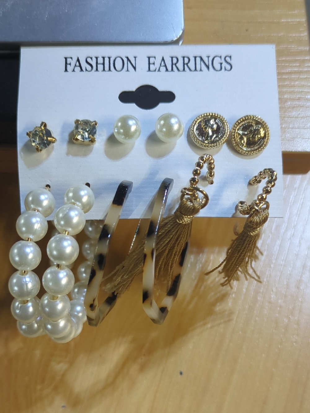6-Pair Mixed Pearl & Gold Fashion Earring Set - Cream, Gold, Tortoiseshell